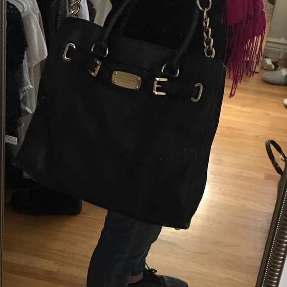 Michael Kors Large Purse - Picture 5 of 8